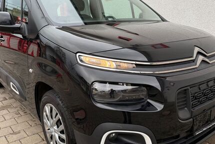 Citroen Berlingo 158.050 km 10.490 &euro; Bergisch Gladbach 51467