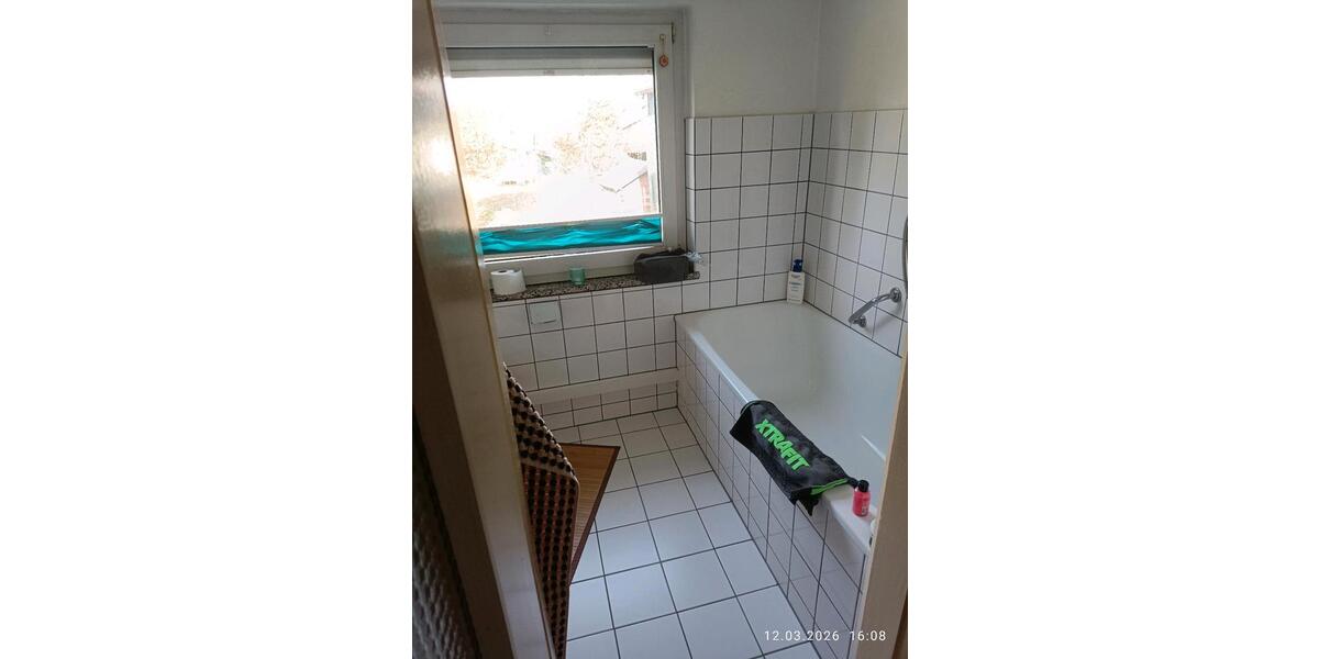 Etagenwohnung Wipperfürth - 4 Zimmer, 130 m&sup2;, 500&euro; | Angebot:25625202