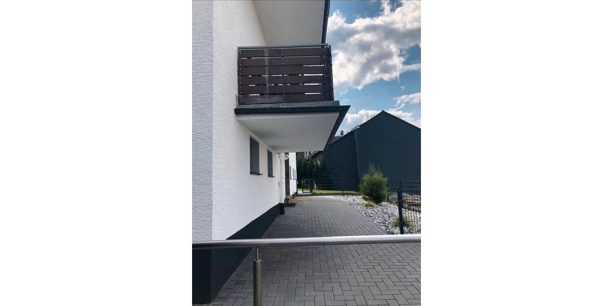Dachgeschoßwohnung Remscheid Lüttringhausen - 2 Zimmer, 48 m&sup2;, 450&euro; | Angebot:25380012