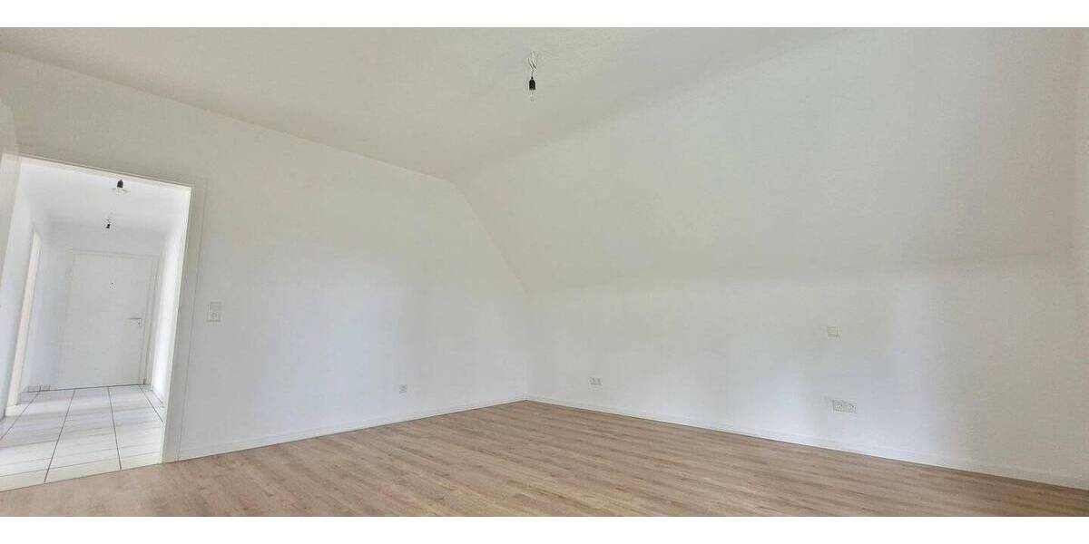 Etagenwohnung Wuppertal Beyenburg - 3 Zimmer, 78 m&sup2;, 780&euro; | Angebot:26875149