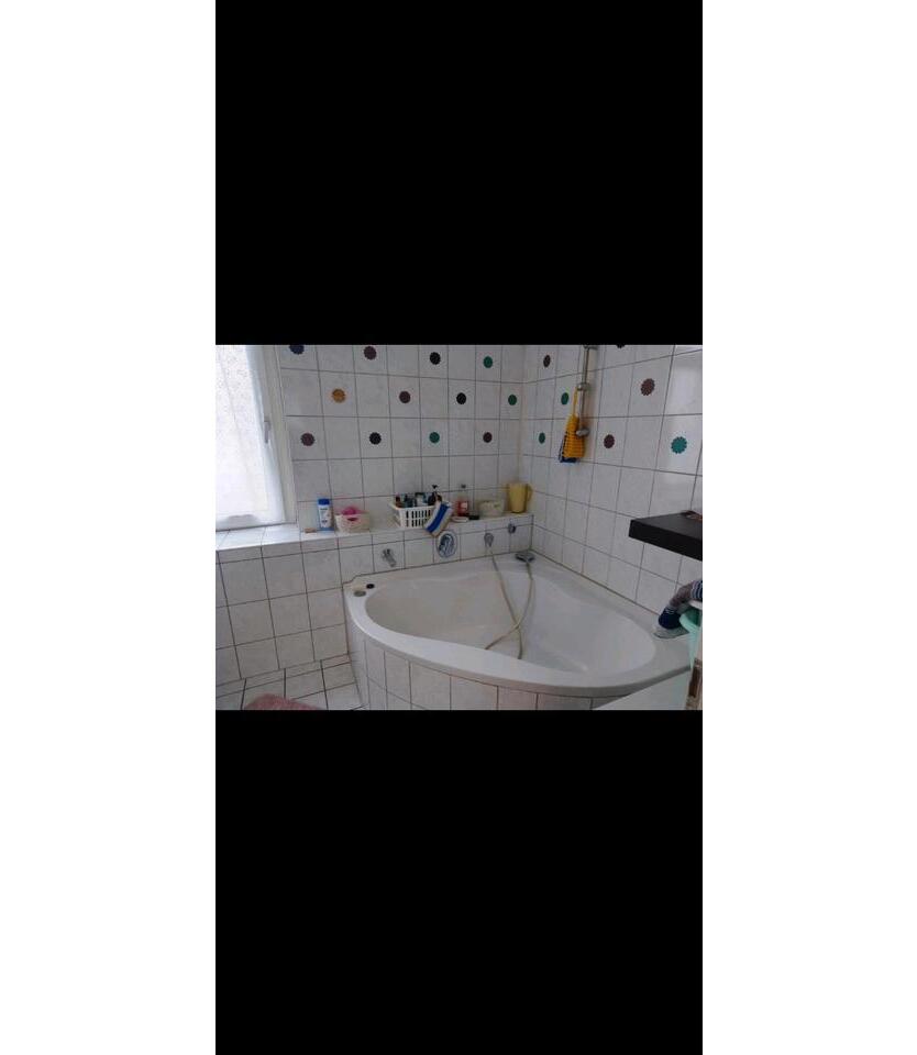 Ab sofort. Honsberger Strasse. RS grosses 2 Raum Appartment