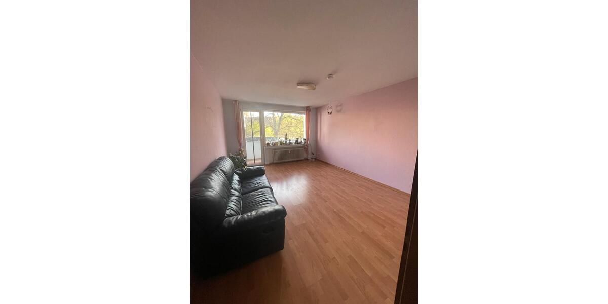 Etagenwohnung Düsseldorf Oberbilk - 2 Zimmer, 65 m&sup2;, 1.185&euro; | Angebot:25719994