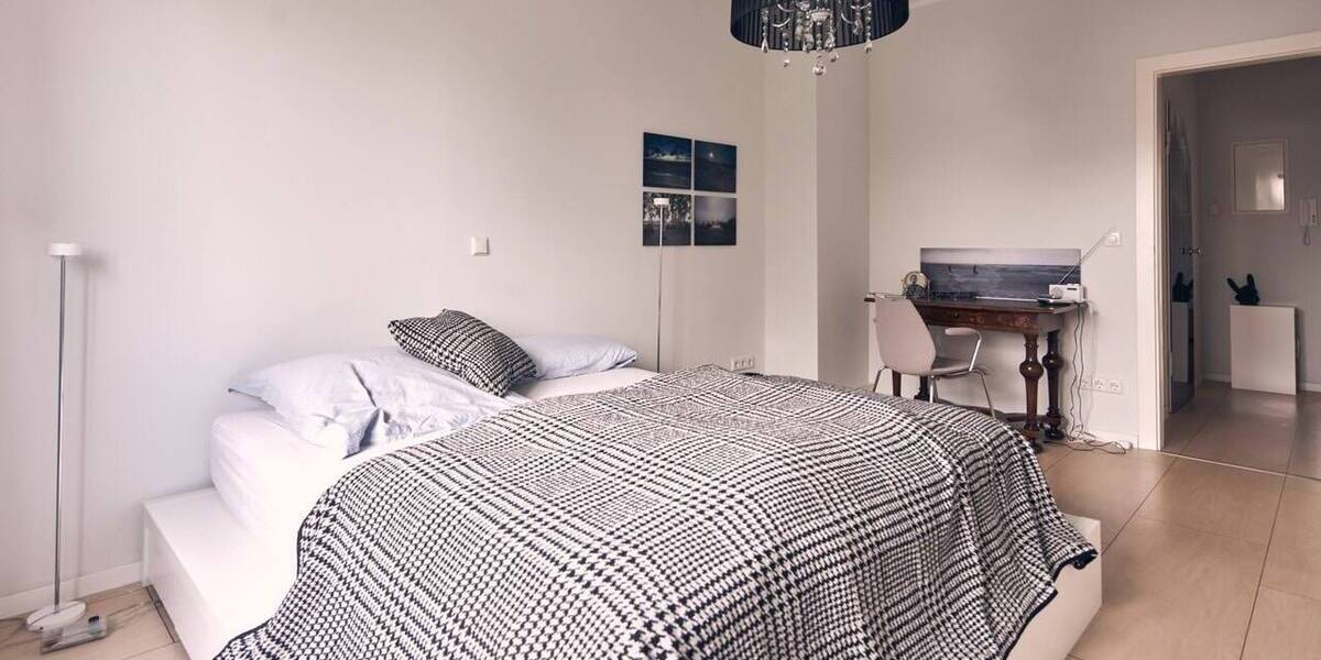 Etagenwohnung Düsseldorf Düsseltal - 2 Zimmer, 52 m&sup2;, 280.000&euro; | Angebot:26733466