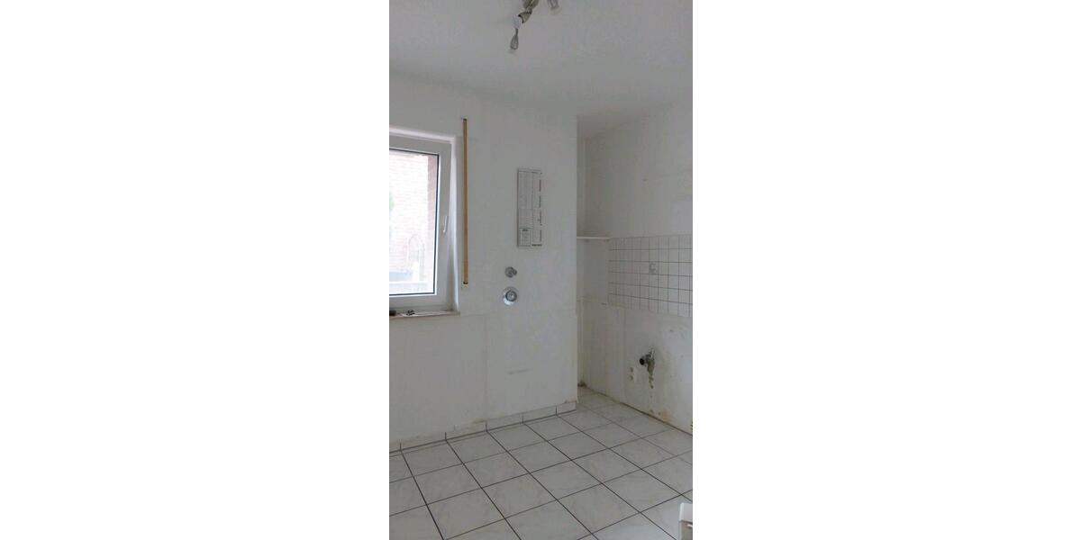Erdgeschoßwohnung Langenfeld (Rheinland) - 2 Zimmer, 63 m&sup2;, 620&euro; | Angebot:26446345