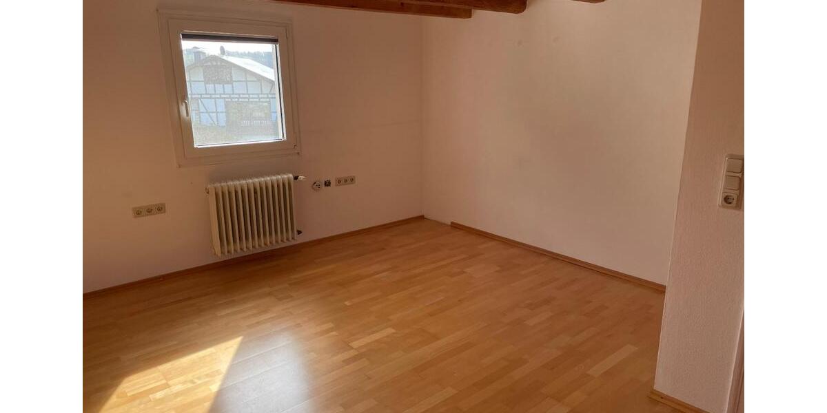 Einfamilienhaus Kürten - 6.5 Zimmer, 180 m&sup2;, 1.870&euro; | Angebot:26107846