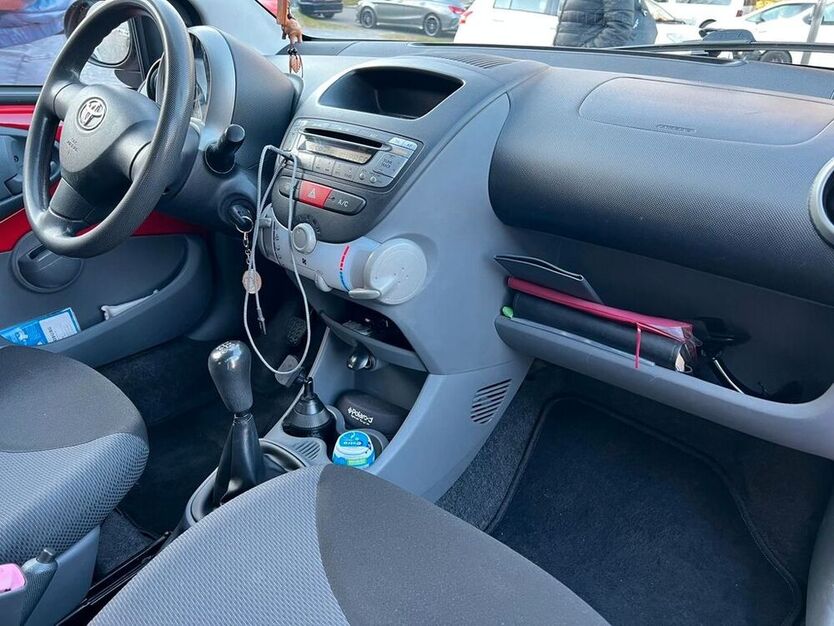 Aygo (X)