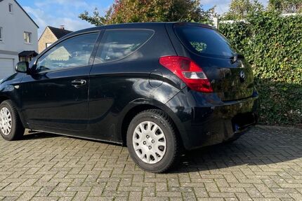 Hyundai i20 154.000 km 2.790 &euro; Langenfeld 40764