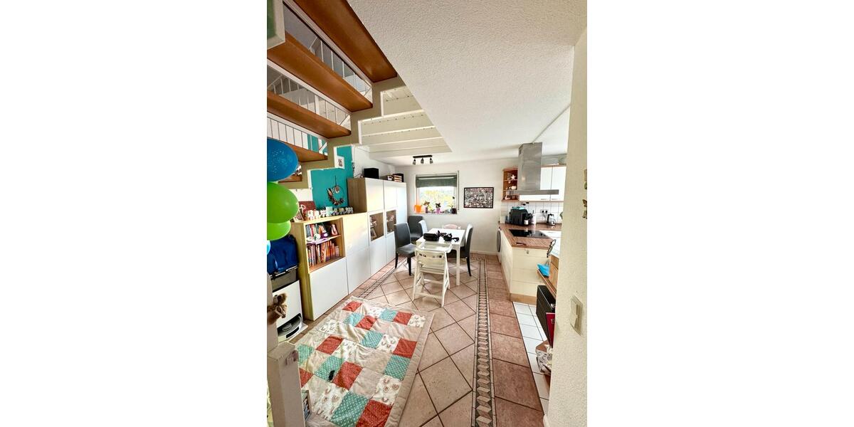 3,5-Zimmer Maisonette-Wohnung mit 2 Tiefgaragenstellplätzen 3.5 zimmer