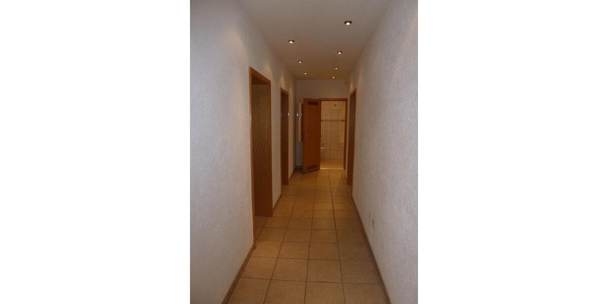 Erdgeschoßwohnung Hagen Hagen-Mitte - 3 Zimmer, 85 m&sup2;, 650&euro; | Angebot:25749467