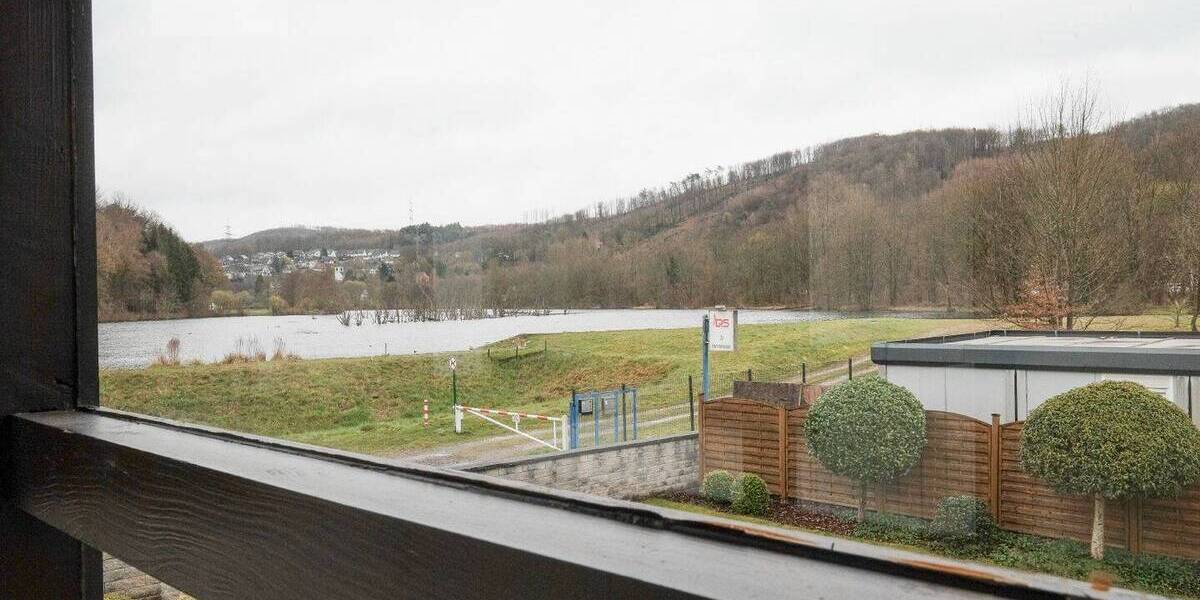 Mehrfamilienhaus, Wohnhaus Engelskirchen Wiehlmünden - 9 Zimmer, 272 m&sup2;, 630.000&euro; | Angebot:26318105