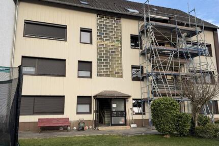 **Helle, großzügige 3-ZI-Whg ErdgeschossHochparterre in zentraler Lage von Leverkusen Schlebusch** 3 zimmer