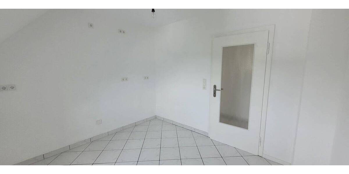 Etagenwohnung Wuppertal Beyenburg - 3 Zimmer, 78 m&sup2;, 780&euro; | Angebot:26875149