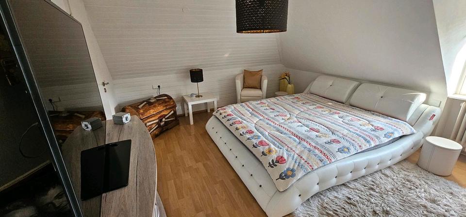 Dachgeschoßwohnung Remscheid Lüttringhausen - 3 Zimmer, 86 m&sup2;, 189.000&euro; | Angebot:26915499