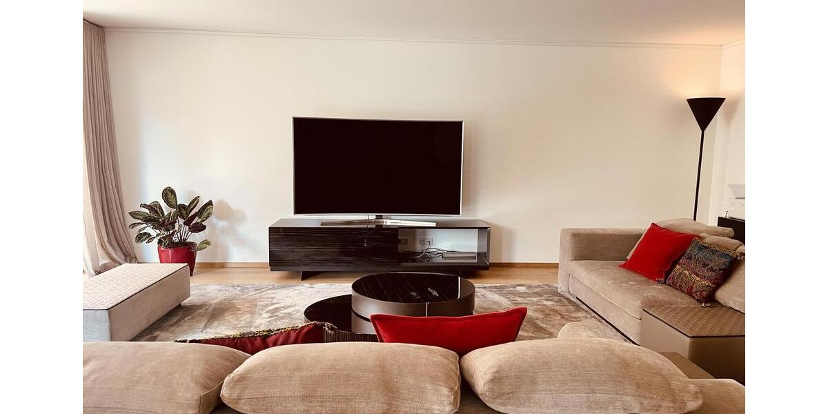 Designer Maisonette-Wohnung nähe Zoopark mit Blick ins Grüne, Fussbodenheizung, Kamin, Terrasse 5 zimmer