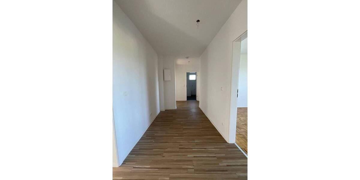 Etagenwohnung Remscheid Süd - 3 Zimmer, 79 m&sup2;, 735&euro; | Angebot:26863055
