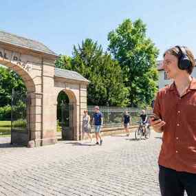 AudaTours Wuppertal Audio-Tour: Cronenberger Chroniken – Industrie, Glaube und Erbe 08.08.2026 Cronenberg Protestant Cemetery