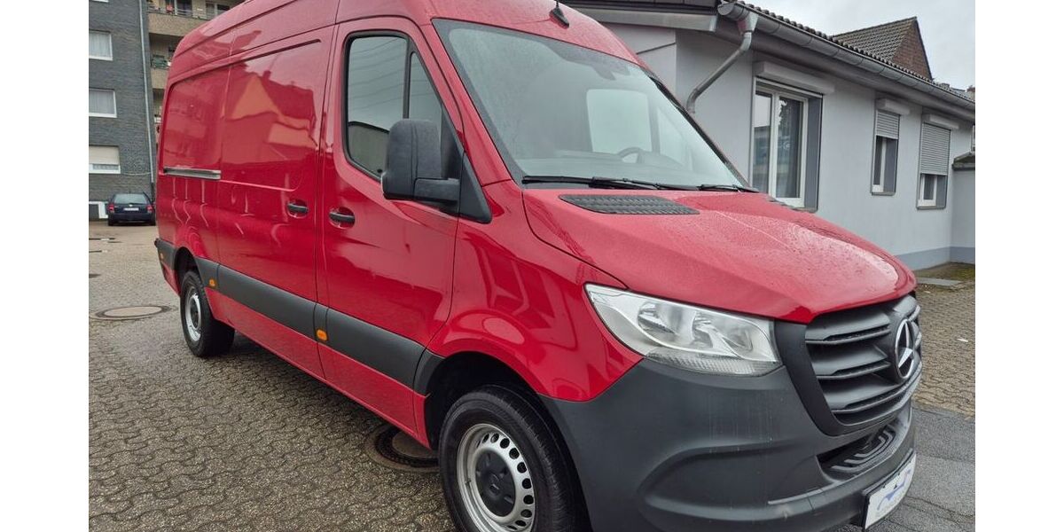 Mercedes-Benz Sprinter 138.000 km 21.950 &euro; Düsseldorf 40591