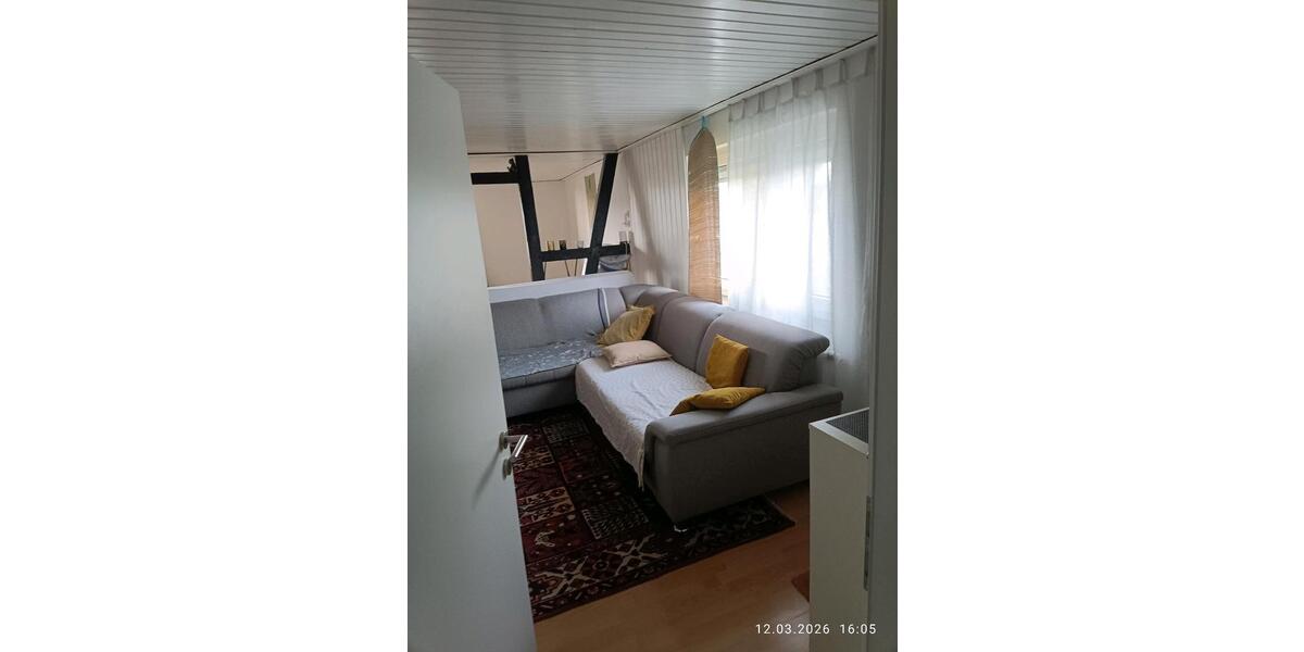 Etagenwohnung Wipperfürth - 4 Zimmer, 130 m&sup2;, 500&euro; | Angebot:25625202