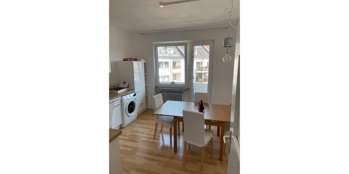 Wohnung in D-Derendorf mit 2 Balkonen (bitte keine Makler) 3 zimmer