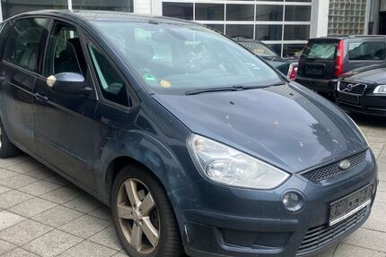 Ford S-Max 375.100 km 590 &euro; Düsseldorf 40233