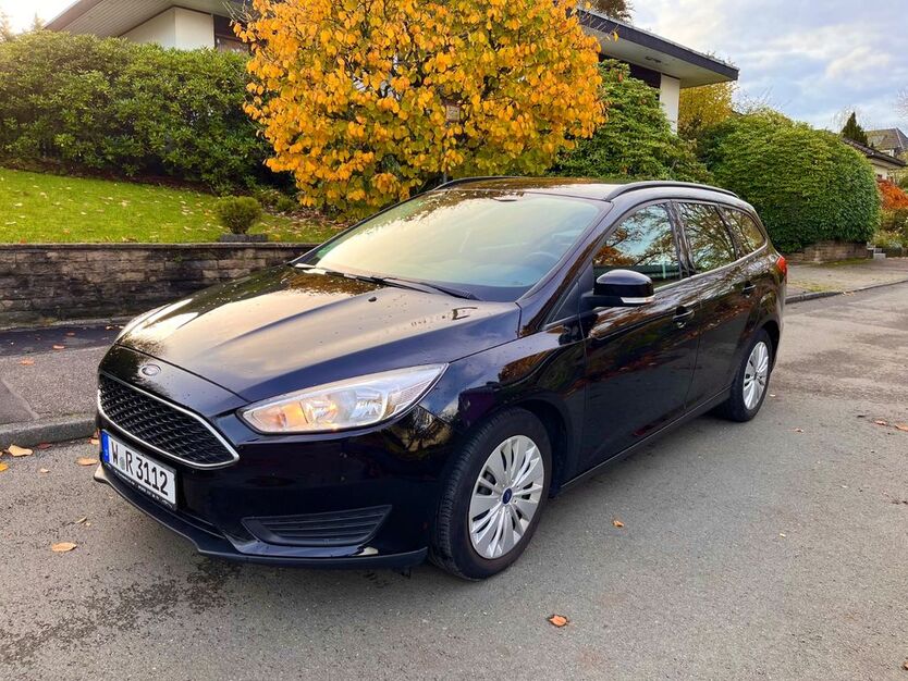 Ford Focus 73.000 km 7.200 € Wuppertal 42289
