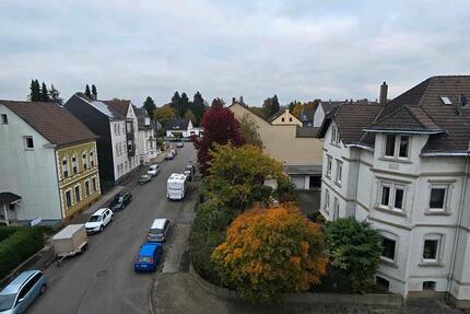 Attraktive 3-Zimmerwohnung in bester Lage in Solingen mit Küche zimmer