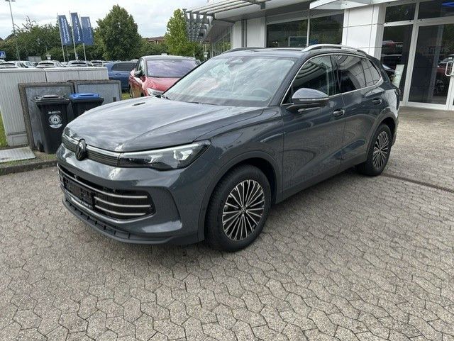 VW Tiguan 9.299 km 39.950 &euro; Düsseldorf 40472