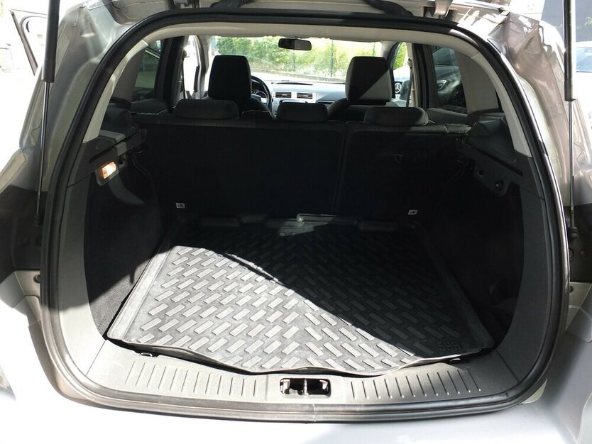 Ford Kuga CHAMPIONS EDITION 4x4 AHK SPORT 188.211 km 6.408 € Köln 50858