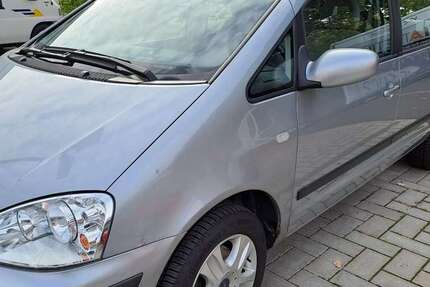 Ford Galaxy 78.400 km 6.500 € Köln 50858