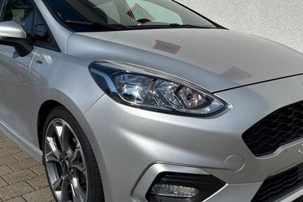 Ford Fiesta 139.990 km 8.990 &euro; Bergisch Gladbach 51467