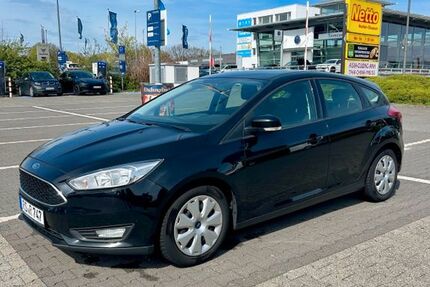 Ford Focus 188.000 km 5.200 &euro; Remscheid 42897