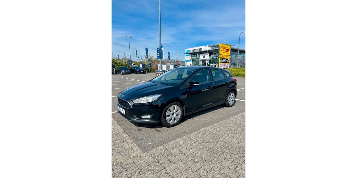 Ford Focus 188.000 km 5.200 &euro; Remscheid 42897