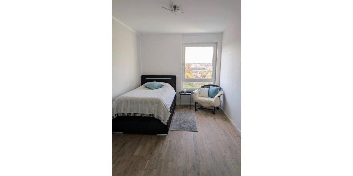 Erdgeschoßwohnung Wuppertal Gemarkung Langerfeld - 4 Zimmer, 90 m&sup2;, 413.000&euro; | Angebot:26181701