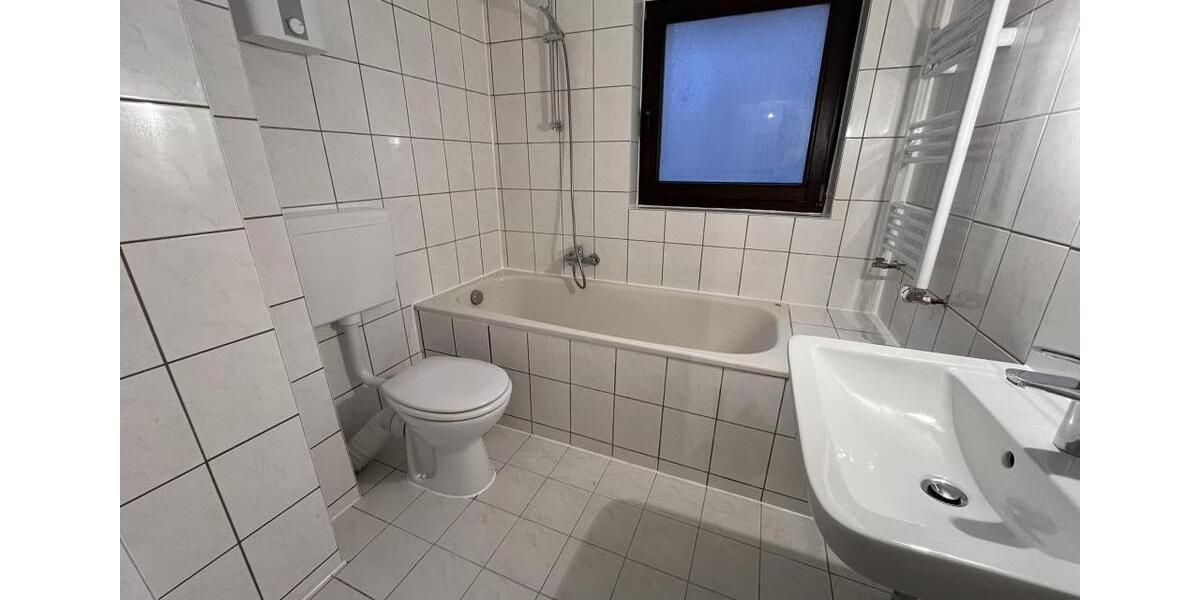 Erdgeschoßwohnung Langenfeld (Rheinland) - 3 Zimmer, 68 m&sup2;, 669&euro; | Angebot:24981828