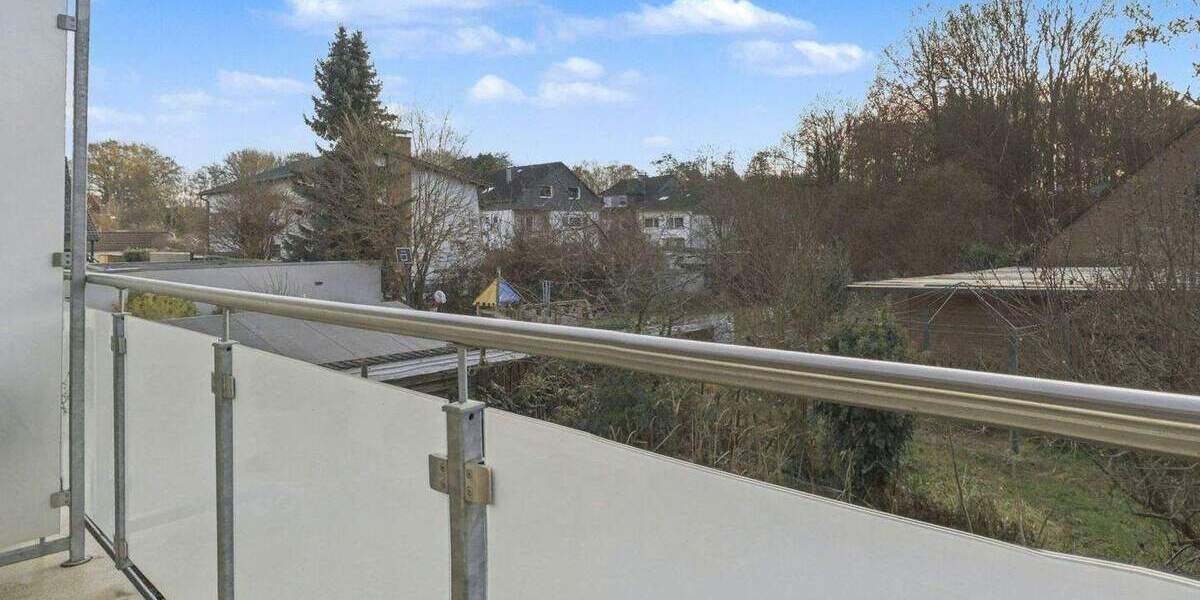 Bezugsfreie 1-Zimmer-Wohnung mit Balkon & Stellplatz in Leverkusen-Lützenkirchen 1 zimmer