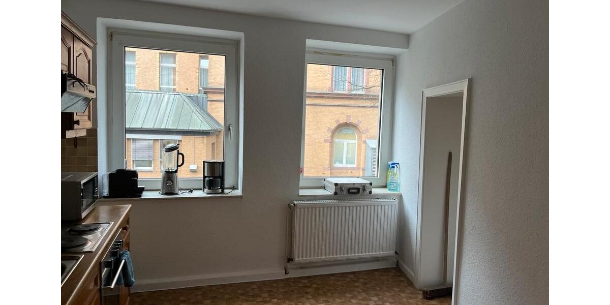 Zunächst Bewerberstopp! Biete helle 1 ZKB möbliert 1 zimmer