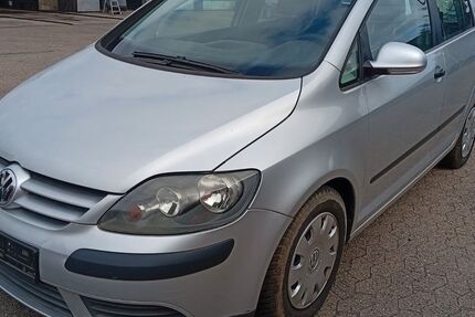 VW Golf Plus 206.774 km 3.300 &euro; Düsseldorf 40235