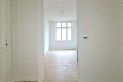 Wohnung zum Kaufen in Düsseldorf 339.000 € 69.74 m²