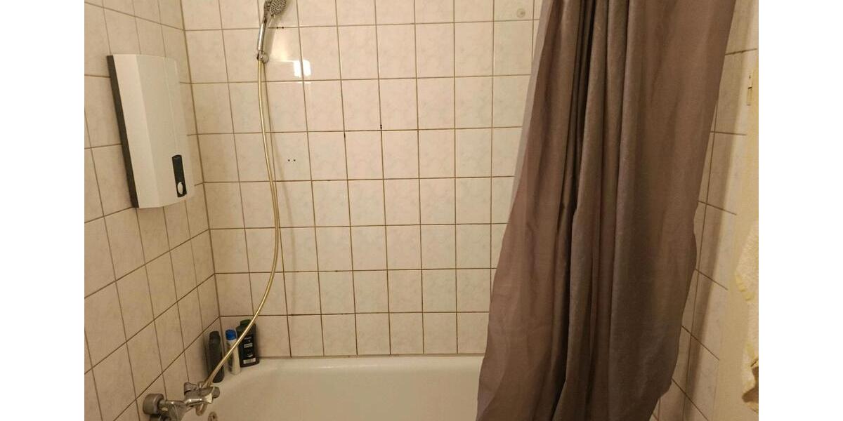 Erdgeschoßwohnung Leverkusen Alkenrath - 1 Zimmer, 75 m&sup2;, 550&euro; | Angebot:24680235