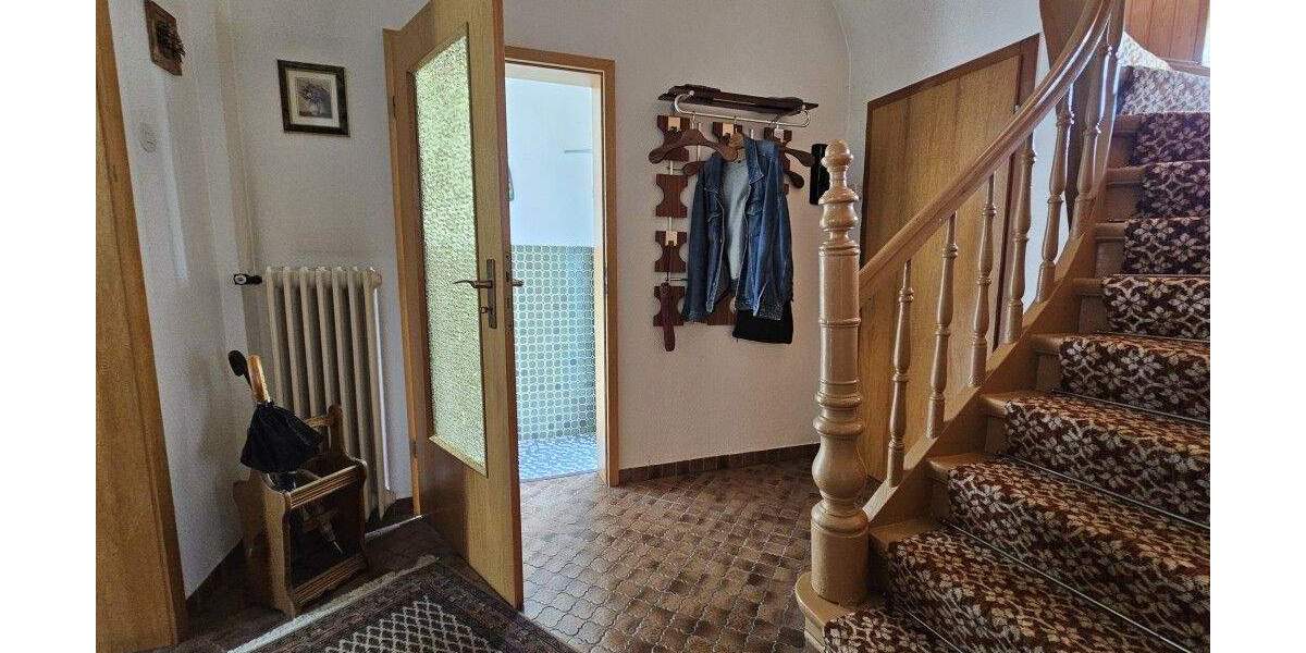 Geborgen wohnen im Schieferkleid – Ankommen und Zuhause sein - freistehendes Einfamilienhaus mit Garten und Garage 3 zimmer