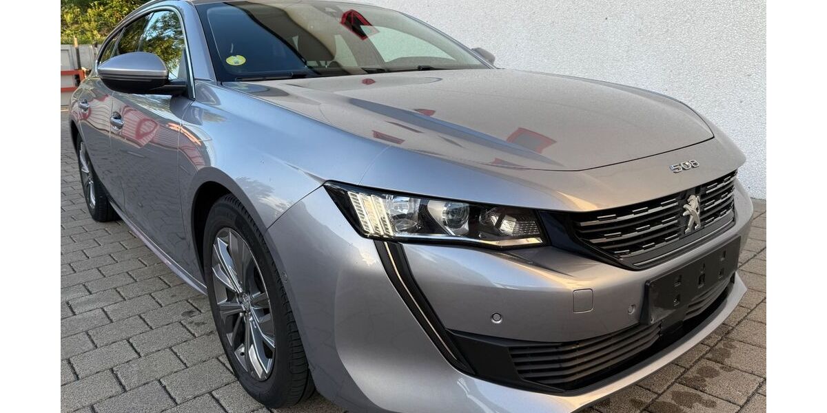 Peugeot 508 214.271 km 9.290 &euro; Bergisch Gladbach 51467