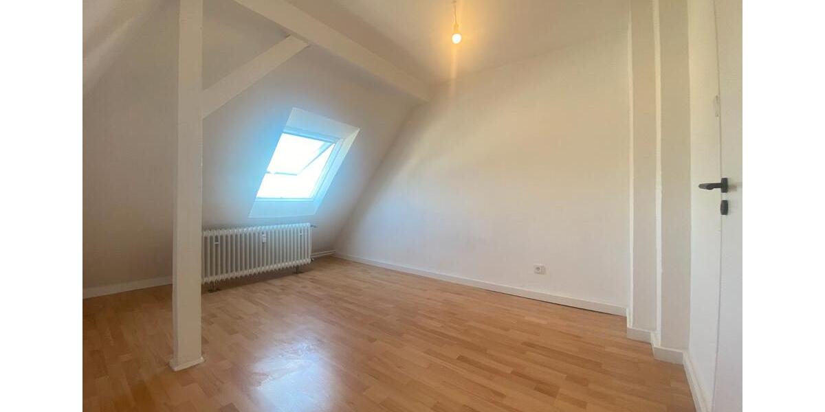 Dachgeschoßwohnung Remscheid Gemarkung Bergisch Born - 3.5 Zimmer, 60 m&sup2;, 487&euro; | Angebot:26675431