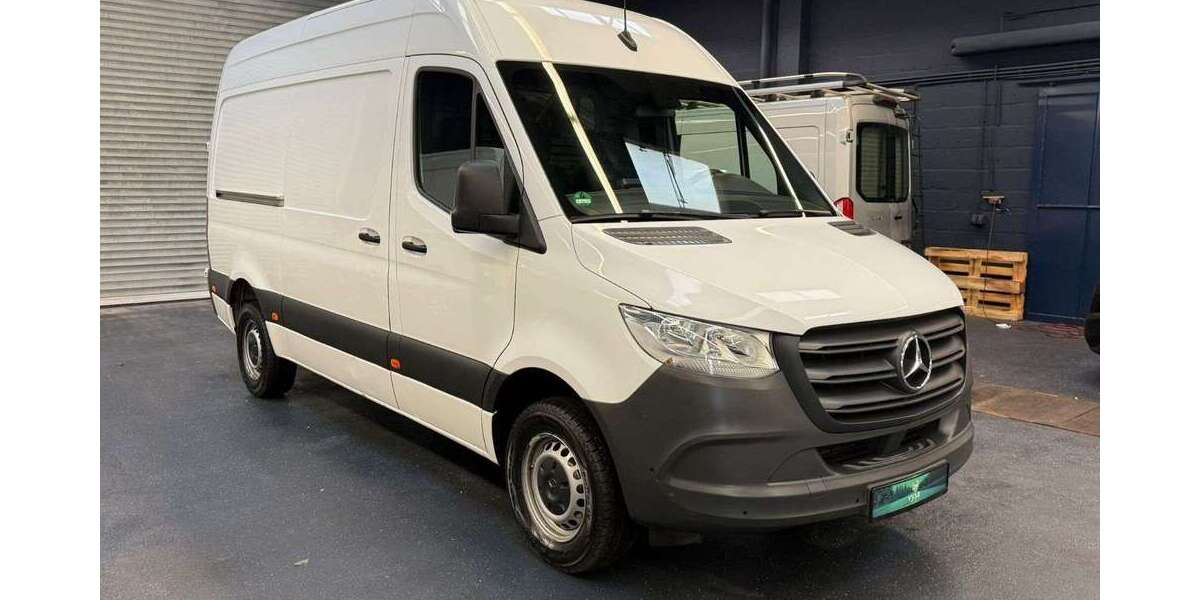 Mercedes-Benz Sprinter 55.000 km 29.750 &euro; Hilden 40721