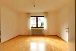 Etagenwohnung Bergisch Gladbach Alt-Refrath - 3 Zimmer, 87 m&sup2;, 1.250&euro; | Angebot:26805159