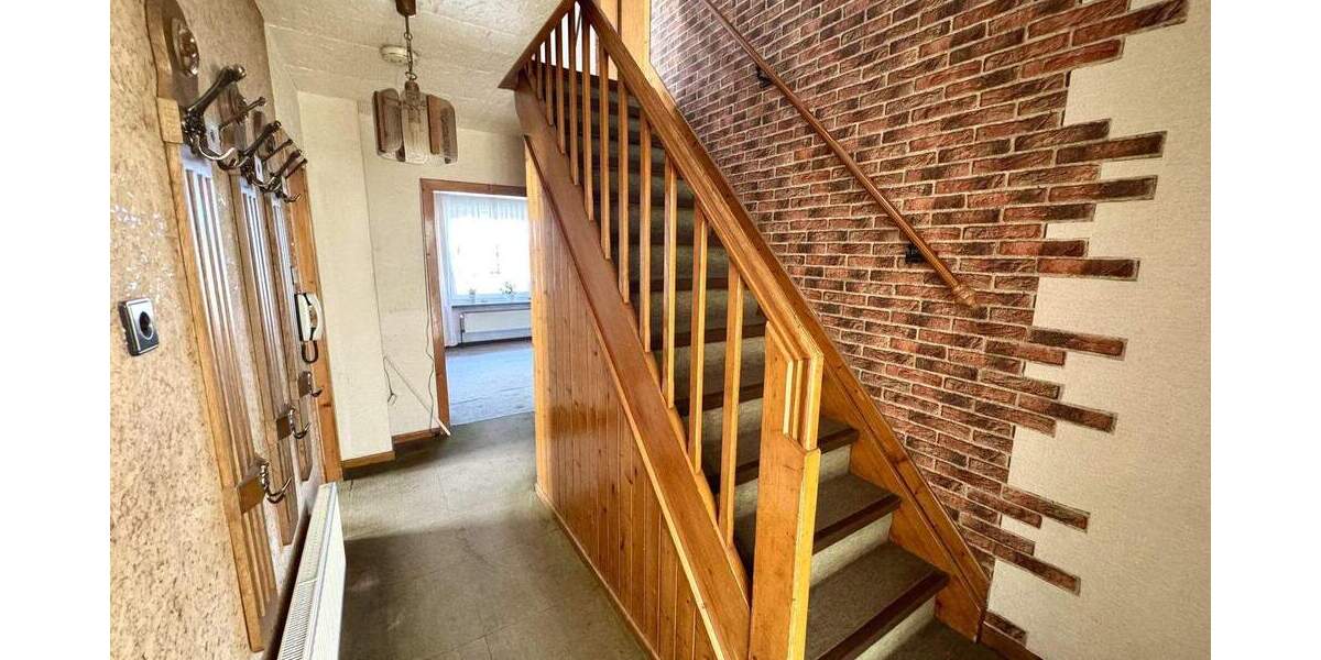 Frei stehendes Einfamilienhaus in schöner Hitdorfer Lage 5 zimmer