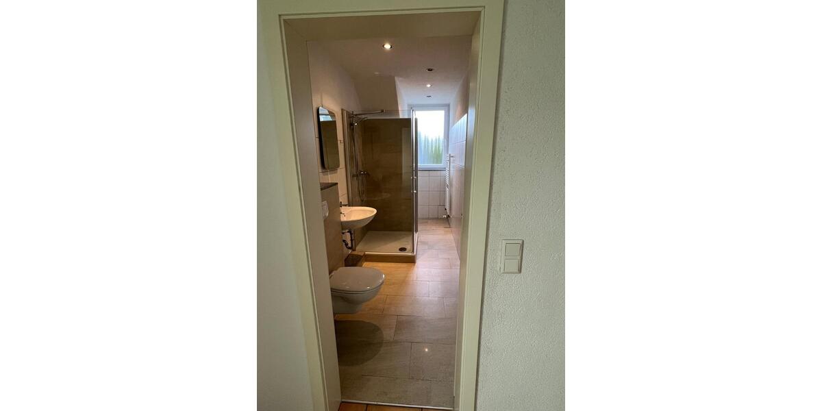 DG Wohnung, 3 Zimmer, 80 m2 3 zimmer