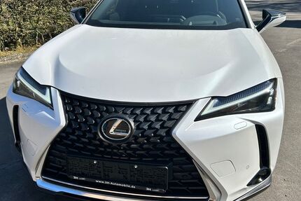 Lexus UX 21.247 km 33.695 &euro; Kürten 51515