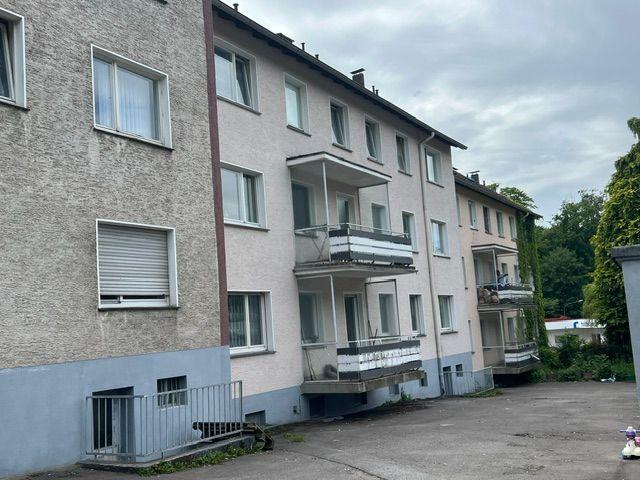 Einfamilienhaus Remscheid Lüttringhausen - 35 Zimmer, 1.453 m&sup2;, 2.499.000&euro; | Angebot:27021140