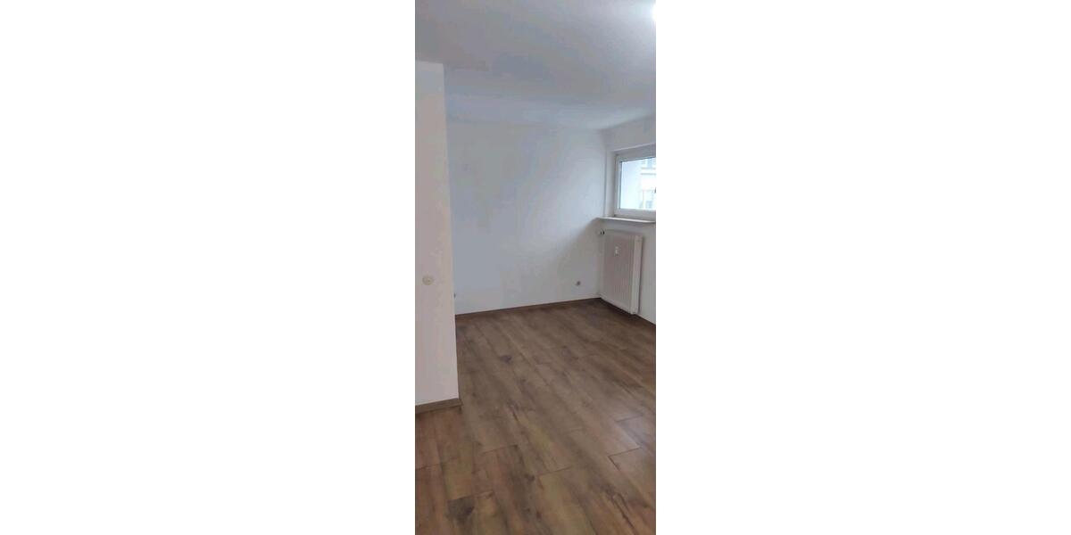 Etagenwohnung Remscheid - 1 Zimmer, 43 m&sup2;, 320&euro; | Angebot:25548127