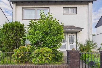 Haus Bergisch Gladbach Alt-Refrath - 4 Zimmer, 110 m&sup2;, 420.000&euro; | Angebot:26798306